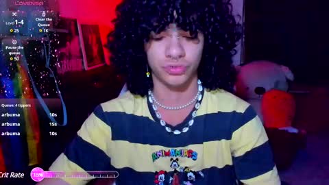 Snapshot of sweet_vond chatting on 02/15/25, 10:11 Steven independent model online show from 02/15/25, 10:11