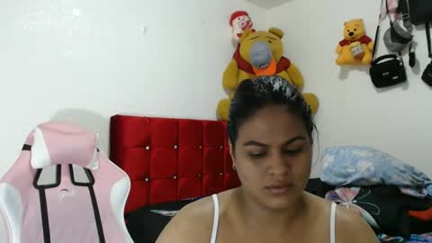 Snapshot of sweetalmaa chatting on 01/11/25, 09:47 Alma online show from 01/11/25, 09:47