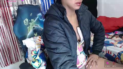 Snapshot of sweetalmaa chatting on 09/12/25, 09:42 Alma online show from 09/12/25, 09:42