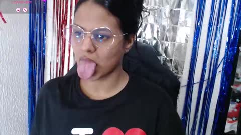 Snapshot of sweetalmaa chatting on 09/16/25, 07:04 Alma online show from 09/16/25, 07:04