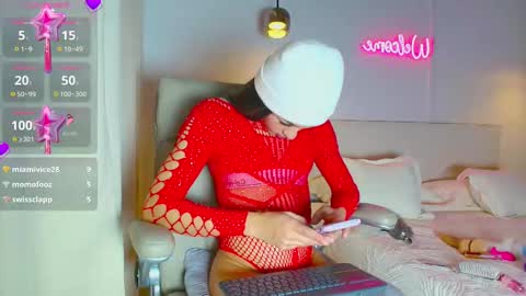 Snapshot of sweetandreagil chatting on 03/06/25, 01:48 Andrea Cheryl GiLandreagil80 In Instagram online show from 03/06/25, 01:48