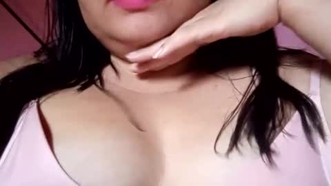 Snapshot of sweetapple808216 chatting on 12/12/24, 06:21 sweetapple808216 online show from 12/12/24, 06:21