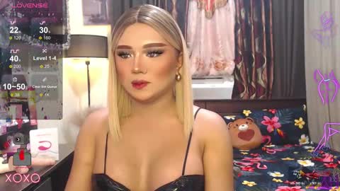 Snapshot of sweetbella118 chatting on 12/08/24, 06:54 bella online show from 12/08/24, 06:54