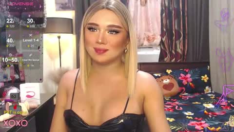 Snapshot of sweetbella118 chatting on 12/08/24, 09:57 bella online show from 12/08/24, 09:57