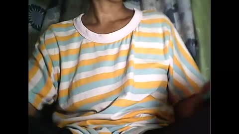 Snapshot of sweetbella24 chatting on 10/26/25, 12:11 im anne online show from 10/26/25, 12:11