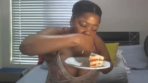 sweetberrybliss online show from 09/11/25, 07:52