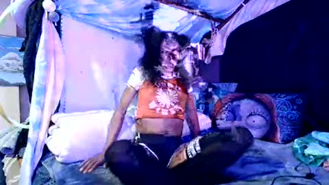 Jillian online show from 01/09/25, 04:19