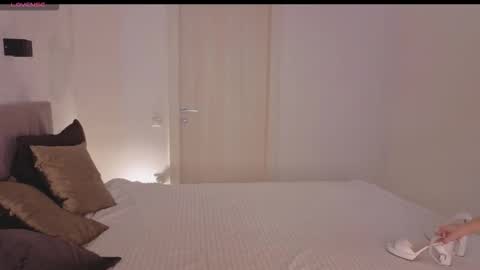 Barbie online show from 10/31/25, 09:10