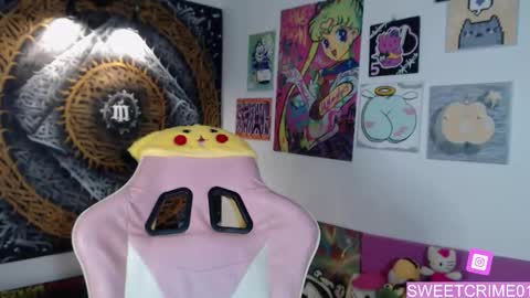       Independent model online show from 09/15/25, 04:12