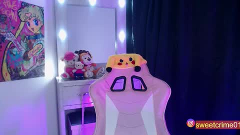       Independent model online show from 10/28/25, 05:44