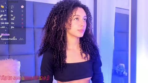 Snapshot of sweetcurly1 chatting on 01/16/25, 12:09 M I A online show from 01/16/25, 12:09