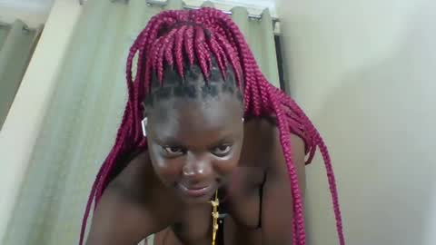 Snapshot of sweetdarkskin chatting on 01/20/25, 12:15 CLARIS online show from 01/20/25, 12:15