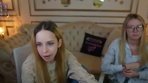 Snapshot of sweetdesiree_ chatting on 10/21/25, 02:07 Amelia online show from 10/21/25, 02:07