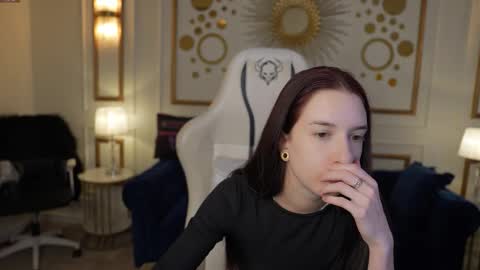 Snapshot of sweetdesiree_ chatting on 11/04/25, 11:09 Amelia online show from 11/04/25, 11:09