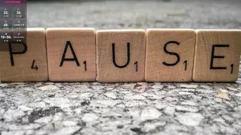 Snapshot of sweetdesiree_ chatting on 11/15/25, 11:32 Amelia online show from 11/15/25, 11:32