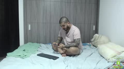         online show from 02/11/25, 12:06