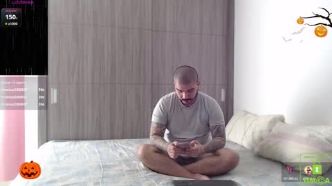         online show from 10/09/25, 02:04