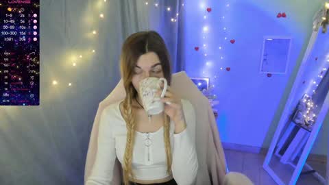 Snapshot of sweetfoyou chatting on 01/10/25, 10:17 sweetfoyou online show from 01/10/25, 10:17