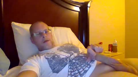 Snapshot of sweetg233 chatting on 09/30/25, 04:50 sweetg233 online show from 09/30/25, 04:50
