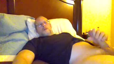 Snapshot of sweetg233 chatting on 11/29/25, 07:44 sweetg233 online show from 11/29/25, 07:44