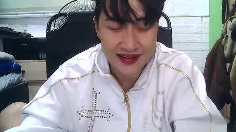 Snapshot of sweetgemini23 chatting on 12/16/24, 04:27 Jean online show from 12/16/24, 04:27