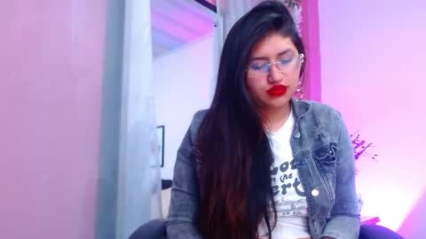 Snapshot of sweetgh_ chatting on 09/28/25, 11:37 Sweet online show from 09/28/25, 11:37