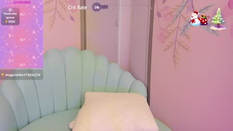 Snapshot of sweetgirl4u_ chatting on 12/15/24, 04:48 MIA online show from 12/15/24, 04:48