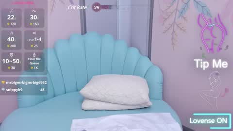 Snapshot of sweetgirl4u_ chatting on 02/14/25, 01:08 MIA online show from 02/14/25, 01:08