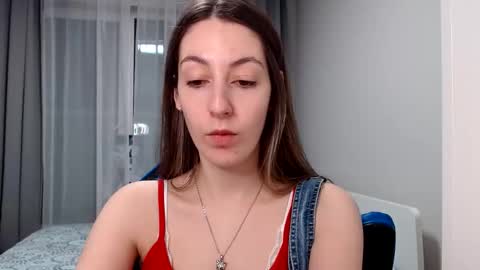 Snapshot of sweetheart_77 chatting on 02/03/25, 11:15 Emma online show from 02/03/25, 11:15