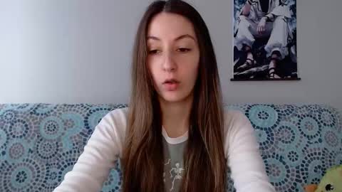 Snapshot of sweetheart_77 chatting on 09/23/25, 08:39 Emma online show from 09/23/25, 08:39