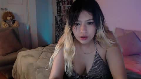 Snapshot of sweethotsin_sexy69 chatting on 01/19/25, 09:11 online show from 01/19/25, 09:11