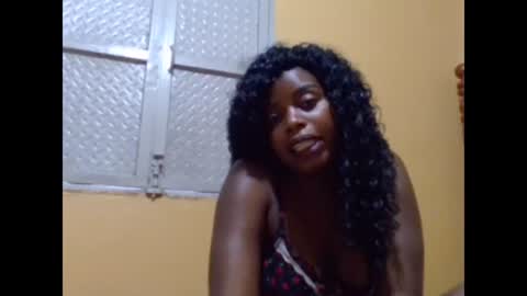Snapshot of sweetib1 chatting on 01/12/25, 09:19 sweetib1 online show from 01/12/25, 09:19