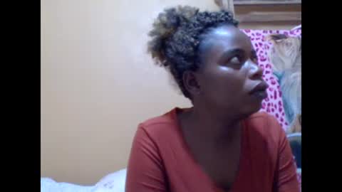Snapshot of sweetib1 chatting on 02/13/25, 04:32 sweetib1 online show from 02/13/25, 04:32