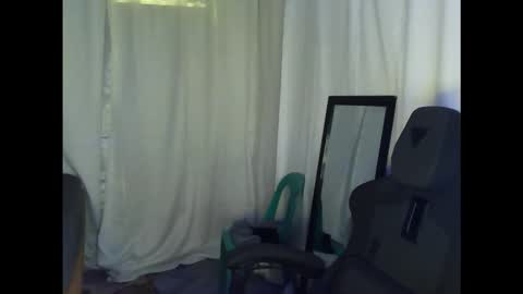 Irish online show from 10/19/25, 04:02