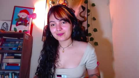 Snapshot of sweetie_maryy chatting on 12/15/24, 08:25 Maria my insta sweetie maryy online show from 12/15/24, 08:25