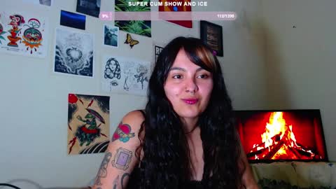 Snapshot of sweetie_maryy chatting on 01/25/25, 07:06 Maria my insta sweetie maryy online show from 01/25/25, 07:06