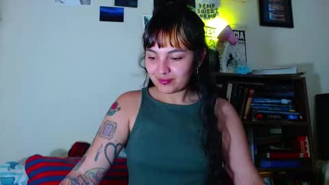 Snapshot of sweetie_maryy chatting on 02/12/25, 04:33 Maria my insta sweetie maryy online show from 02/12/25, 04:33