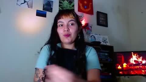 Snapshot of sweetie_maryy chatting on 02/23/25, 11:47 Maria my insta sweetie maryy online show from 02/23/25, 11:47
