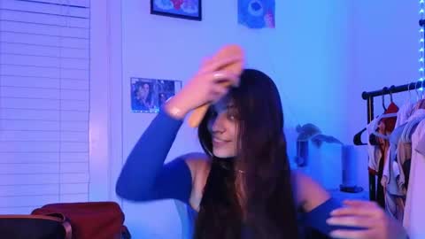 Snapshot of sweetieslikebutter chatting on 10/05/25, 03:16 Blu Sweets online show from 10/05/25, 03:16