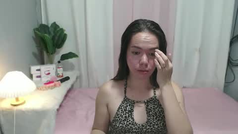 -TheGirlnamedJULIA- online show from 10/05/25, 10:35