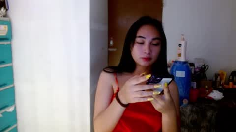 Snapshot of sweetlilly_18 chatting on 01/25/25, 11:55 Lilly online show from 01/25/25, 11:55
