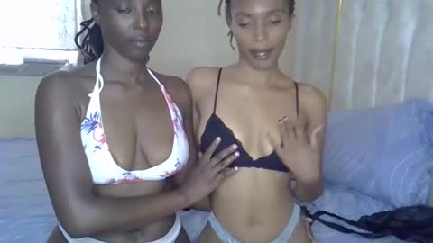 sweetlily_30 online show from 11/16/25, 09:59