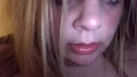 Snapshot of sweetlisa92 chatting on 12/28/24, 01:50 Lisa  online show from 12/28/24, 01:50