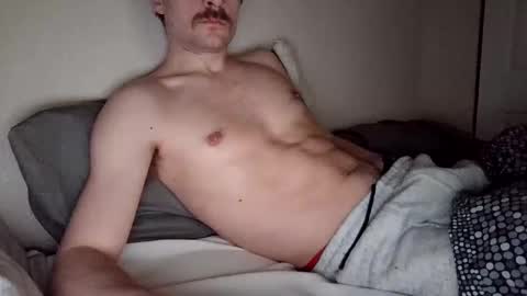 Snapshot of sweetlou22 chatting on 02/04/25, 06:14 sweetlou22 online show from 02/04/25, 06:14