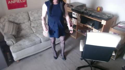 Snapshot of sweetlouise69 chatting on 12/24/24, 02:01 sweetlouise69 online show from 12/24/24, 02:01