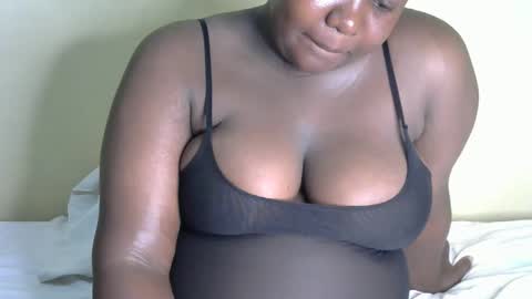 Snapshot of sweetlov07 chatting on 11/09/25, 03:16 penty online show from 11/09/25, 03:16