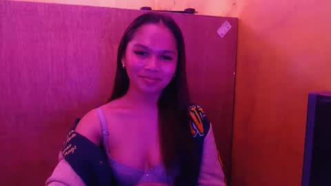 Snapshot of sweetlovelykazzz chatting on 10/14/25, 08:20 My name is Lyka online show from 10/14/25, 08:20