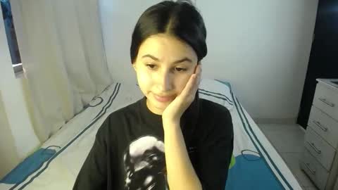 Caro  Lily online show from 10/05/25, 08:18