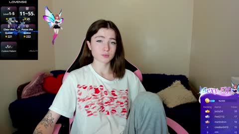 Snapshot of sweets_alma chatting on 01/06/25, 10:13 sweets_alma online show from 01/06/25, 10:13