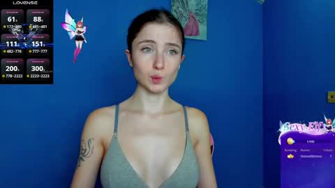 Snapshot of sweets_alma chatting on 02/14/25, 11:42 sweets_alma online show from 02/14/25, 11:42